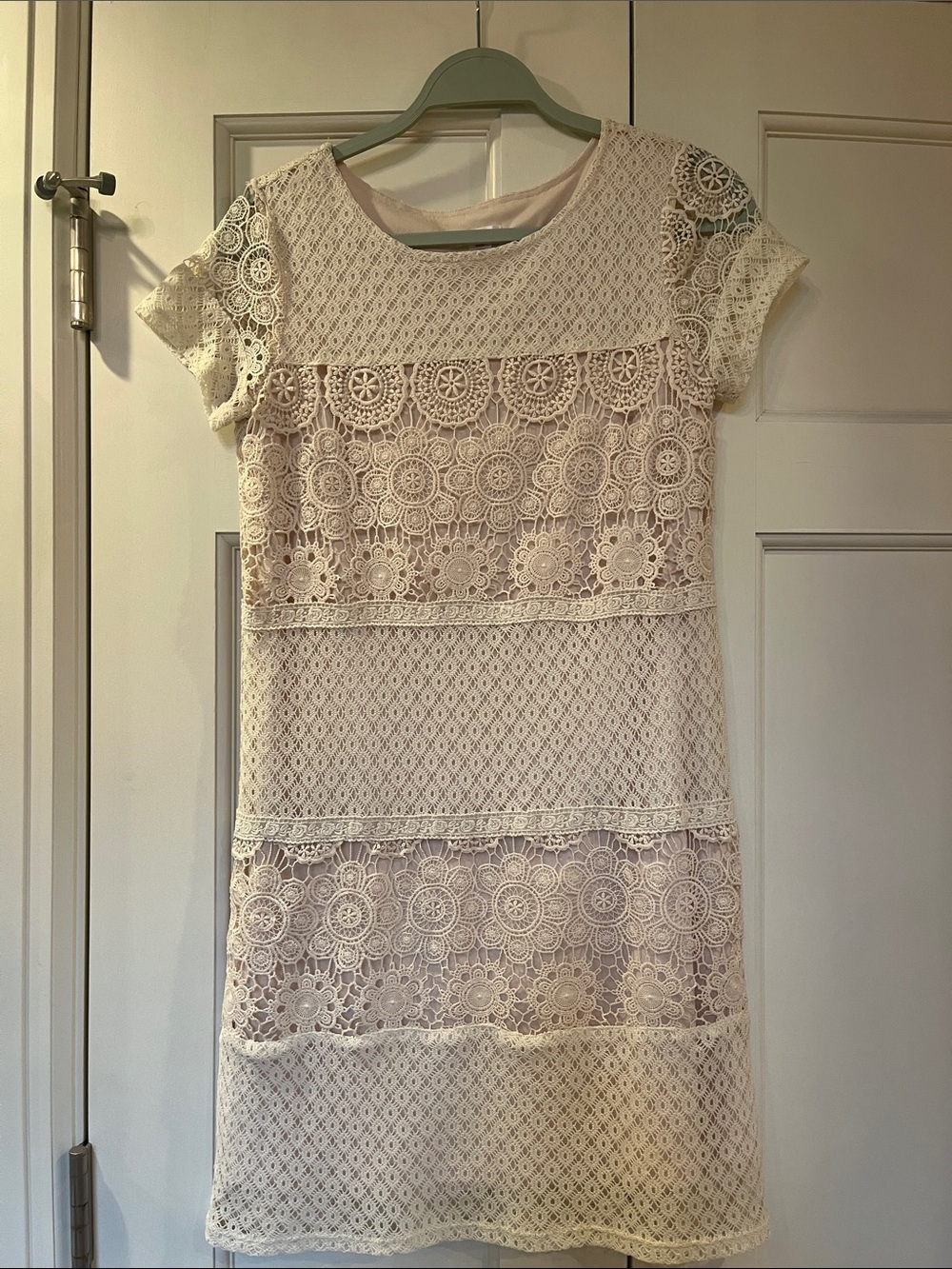 Xhilaration Blush Pink Crochet Lace Top